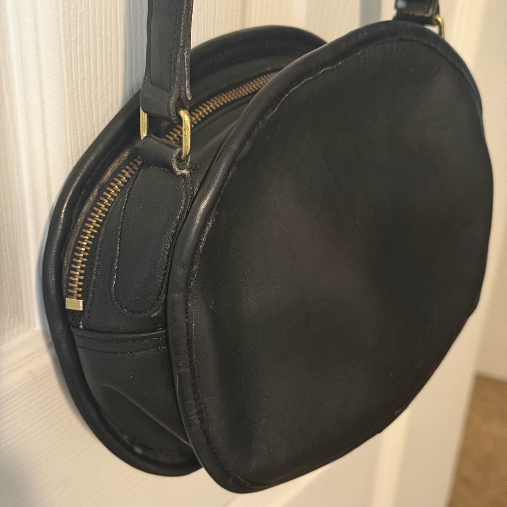 Vintage COACH Chester Canteen Crossbody Bag🖤✔️ - Picture 4 of 12